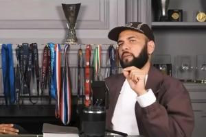 阿尔维斯:巴西想赢要围绕内马尔,就像阿根廷意识到拥有梅西一样配图