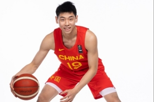 需要找回状态!崔永熙7投1中&罚球2中2得4分5板2助2断 正负值+11配图
