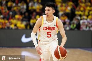 填满数据栏!廖三宁12中5拿下15分4板1助1断1帽配图