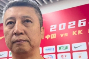 郭士强：杨瀚森8号和球队会合 希望他通过了一年的历练能帮到球队配图