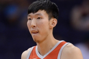 杨毅：周琦说没来过马刺主场球馆 之前净在发展联盟毒蛇队打了配图