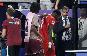 机构分析恩博洛红牌：判罚没有问题，根据FIFA新规此事必须审查配图